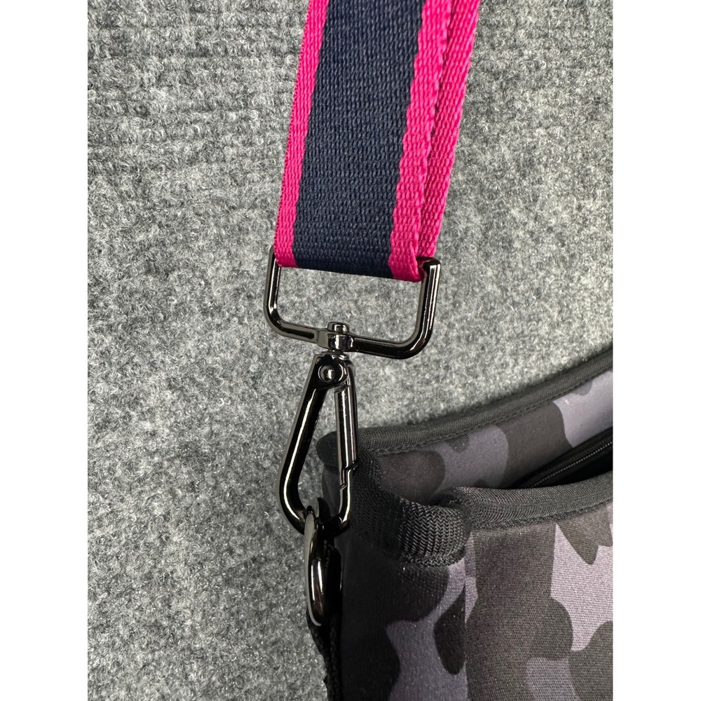 Parker Hyde Camo‎ Neoprene Crossbody Bag Pink Stripe Adjustable Strap - Picture 11 of 15